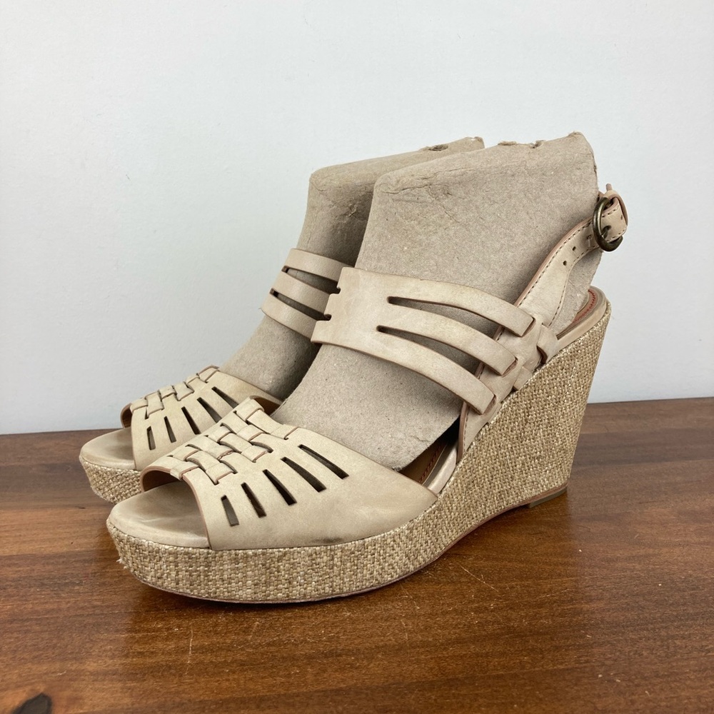 H.S. TRASK WILLOW Beige Leather Platform Wedge Sandals 36-0686 Women's Size 10M.